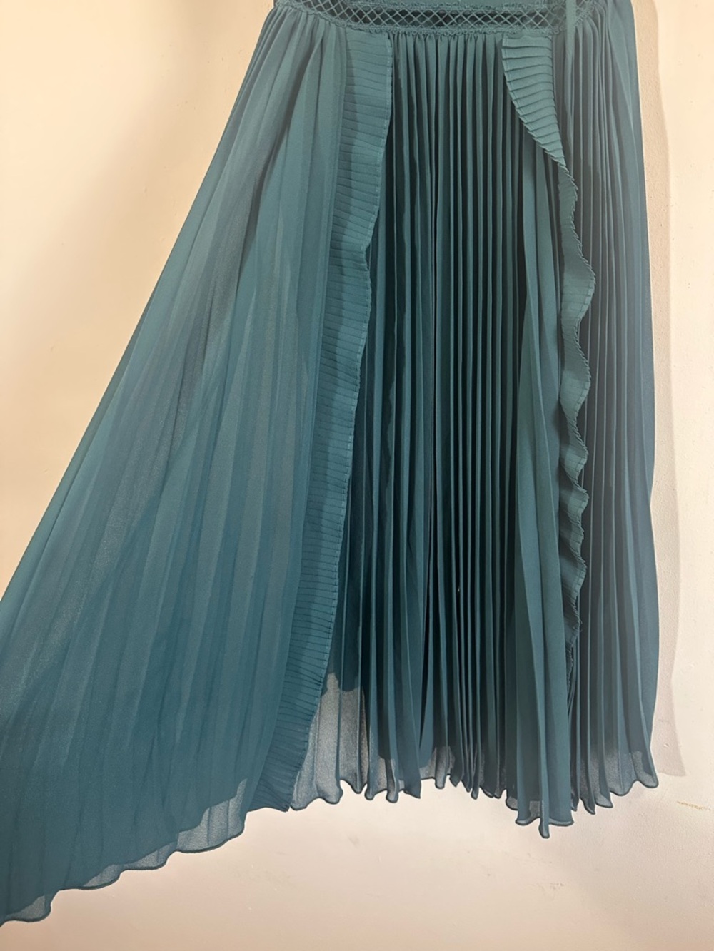 Lulus Never A Dull Moment Tie Strap Emerald Green Midi Dress Size small - Picture 6 of 16